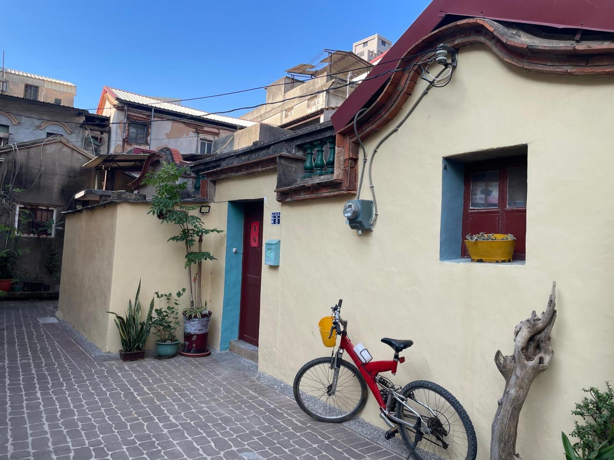 Xinqin B&B - City Area Jincheng Exteriör bild